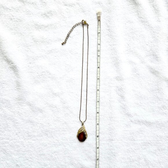 NECKLACE - Amber inspired pendant - Picture 5 of 5